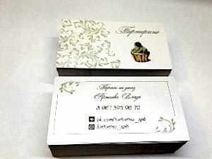 Цветные двусторонние визитки для производителя тортов на заказ